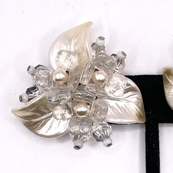 Germany Signed Vintage Lucite Lightweight Pearl Color Clip-on Earrings - Picture 2 of 10